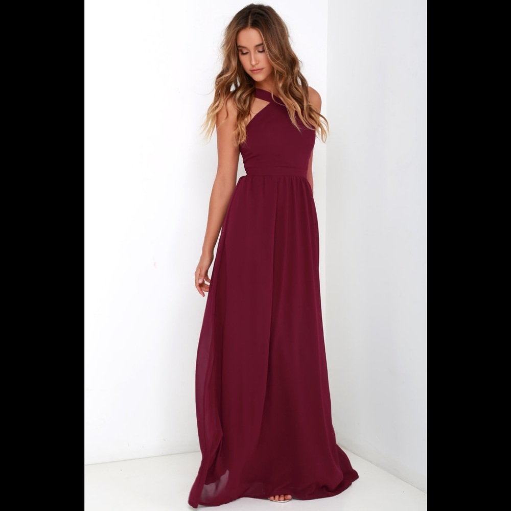 AIR OF ROMANCE BURGUNDY MAXI DRESS